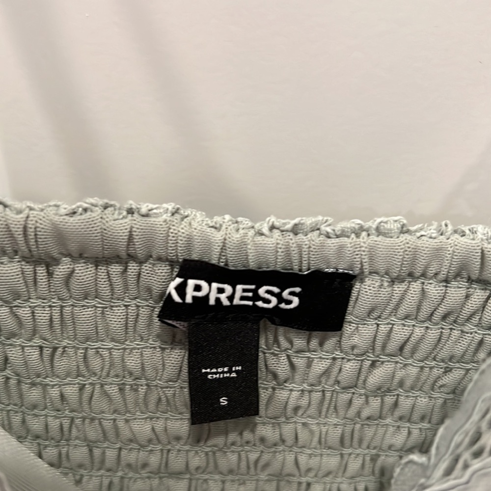 Express Lace Cropped Camisole. Size S - Picture 5 of 6